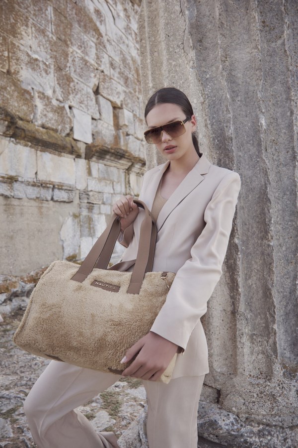 NAUTICA BEJ KADIN OMUZ ÇANTASI